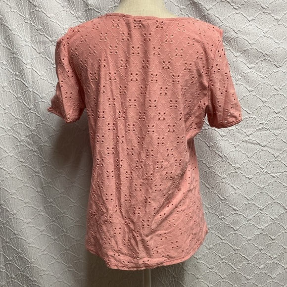 Another Reason size large coral eyelet with peep short sleeve soft stretchy - Picture 4 of 7